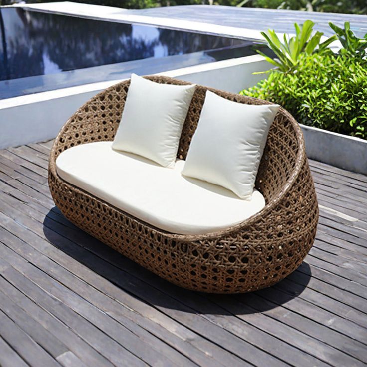 Soleia wicker  Sofa